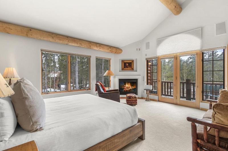 Chateau at Dyer Trail - image 39