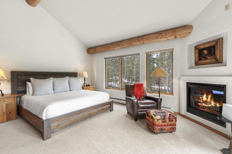 Chateau at Dyer Trail - image 42