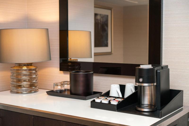 Grand Hyatt Denver - image 22