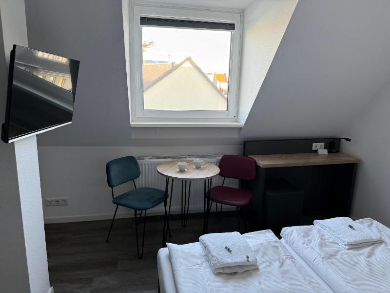 Royale Apartaments Central City Cologne - image 8