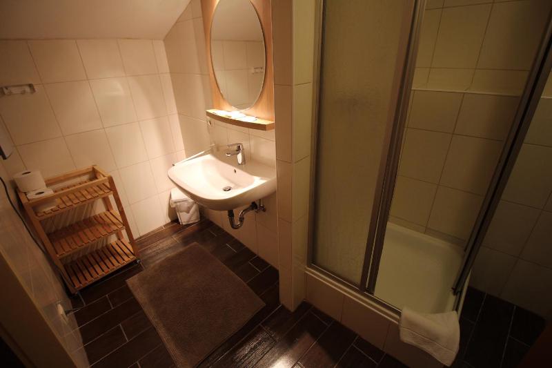 Quadruple Room with Private Bathroom image 4