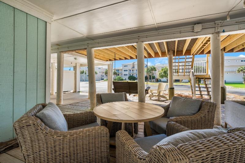 Boardwalk Unit A4 - image 9