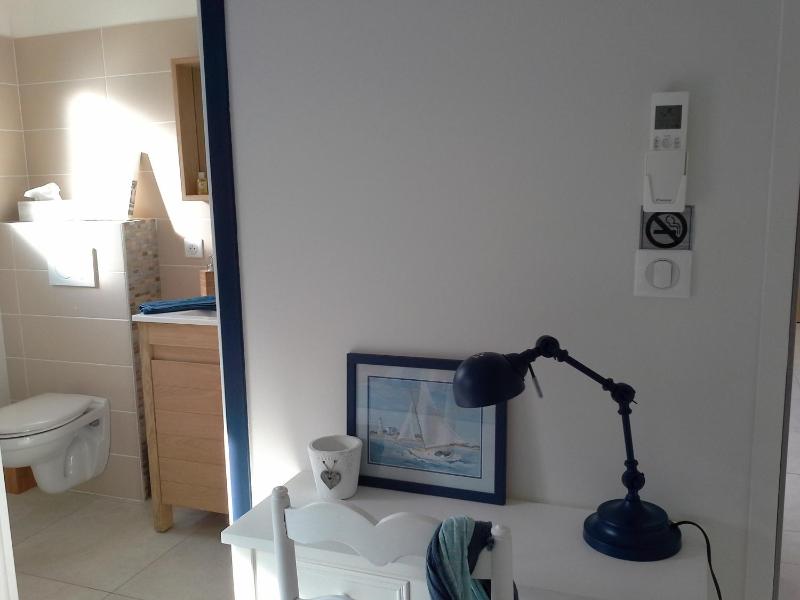 Double Room with Private Bathroom image 2