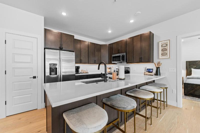 Brightwood #301 Building 2 - image 19
