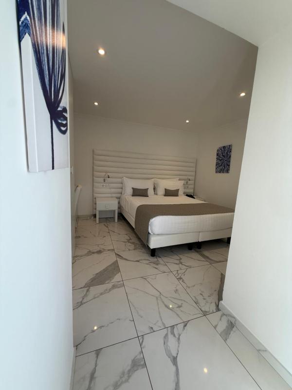 Hotel La Calanque - image 28