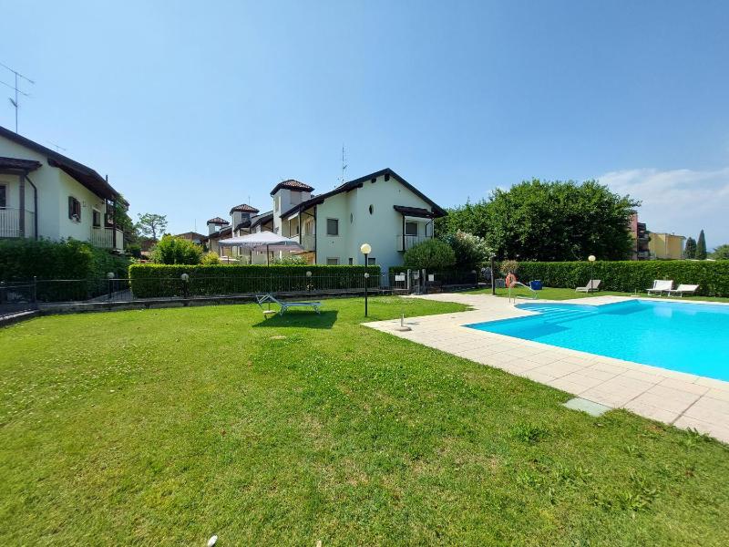 Laguna Lake Front Apartment - image 33