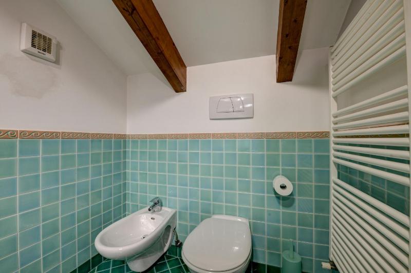 Laguna Lake Front Apartment - image 15