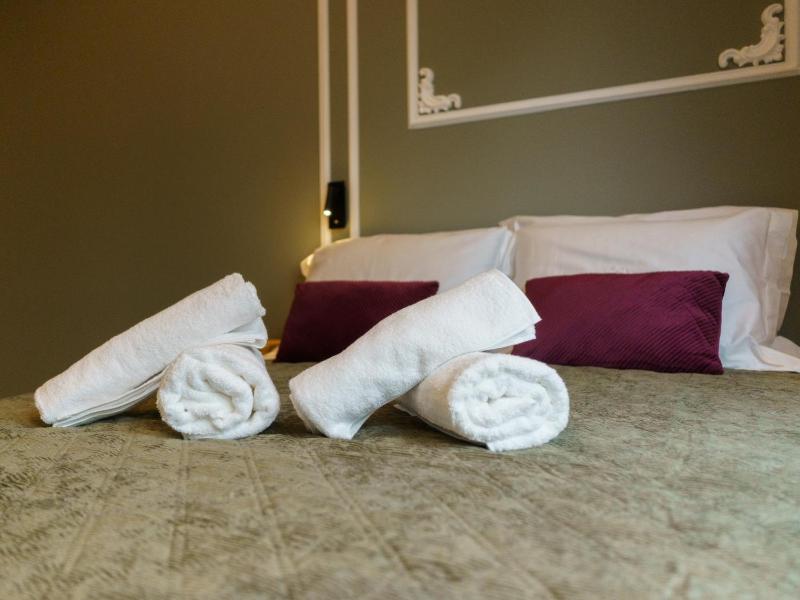 Ernest Suites Psiri - image 7