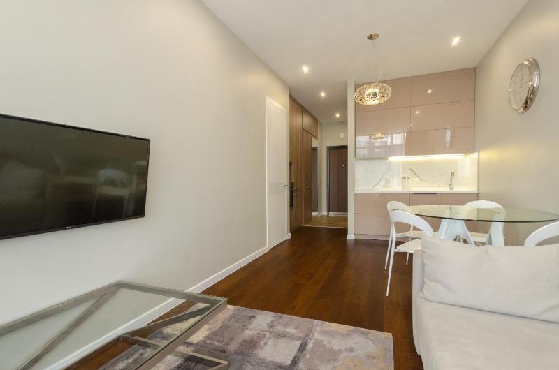 20-277 Central Park John McCain 7 Kyiv centre fantastic city view 15 kW backup power Petrovdom Apartment - image 7