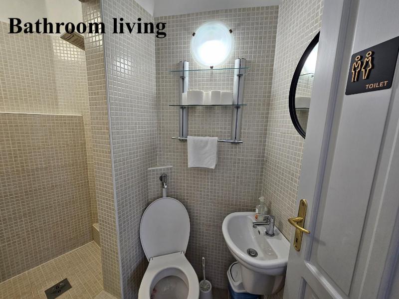 Zoli Apartmanok-Zoli Kölcsey 19 Villa - image 28