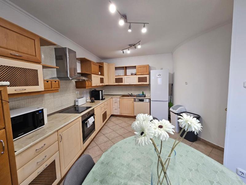 Zoli Apartmanok-Zoli Kölcsey 19 Villa - image 25