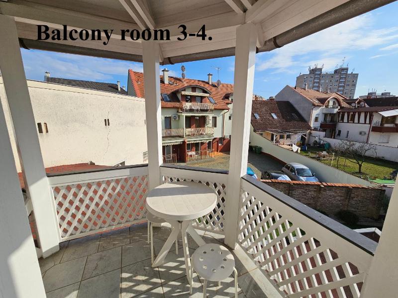 Zoli Apartmanok-Zoli Kölcsey 19 Villa - image 33