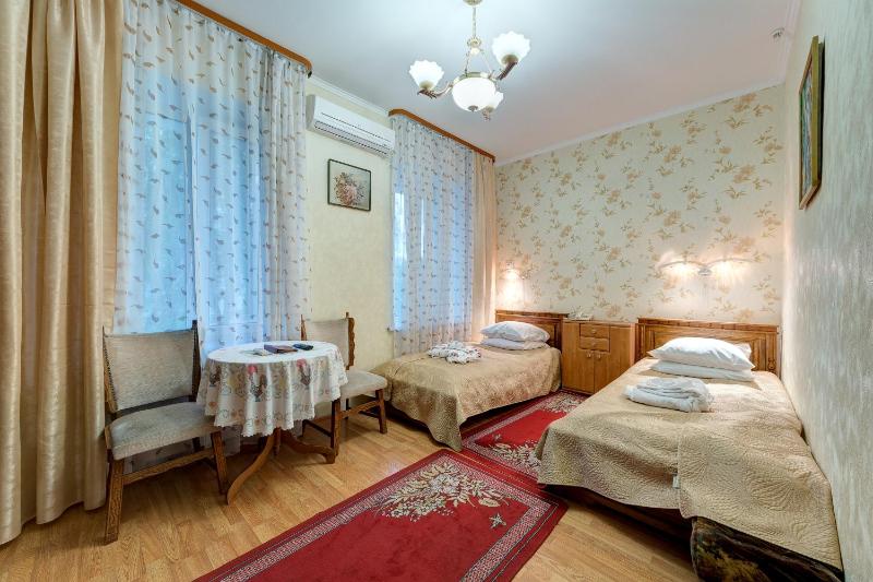 Comfort Double Room image 4