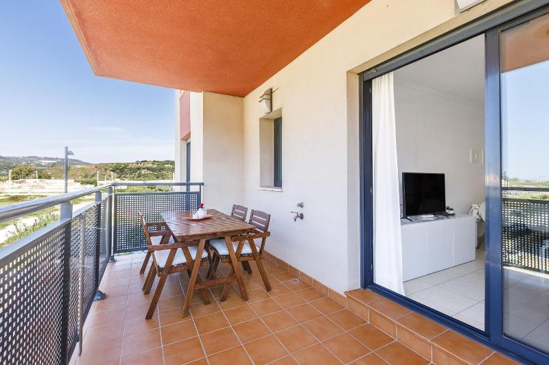 A&N Modern Coast Apartment with Pool & Parking - image 37