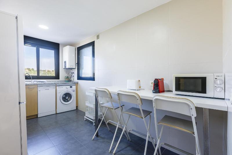 A&N Modern Coast Apartment with Pool & Parking - image 45