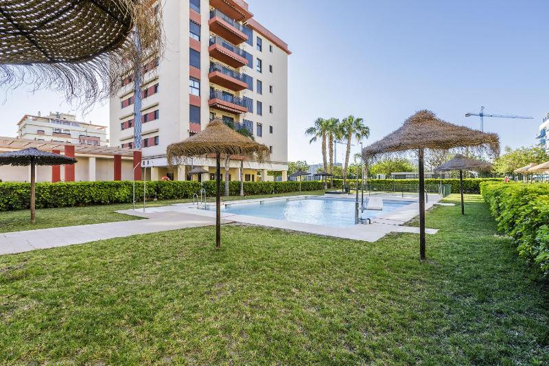 A&N Modern Coast Apartment with Pool & Parking - image 16