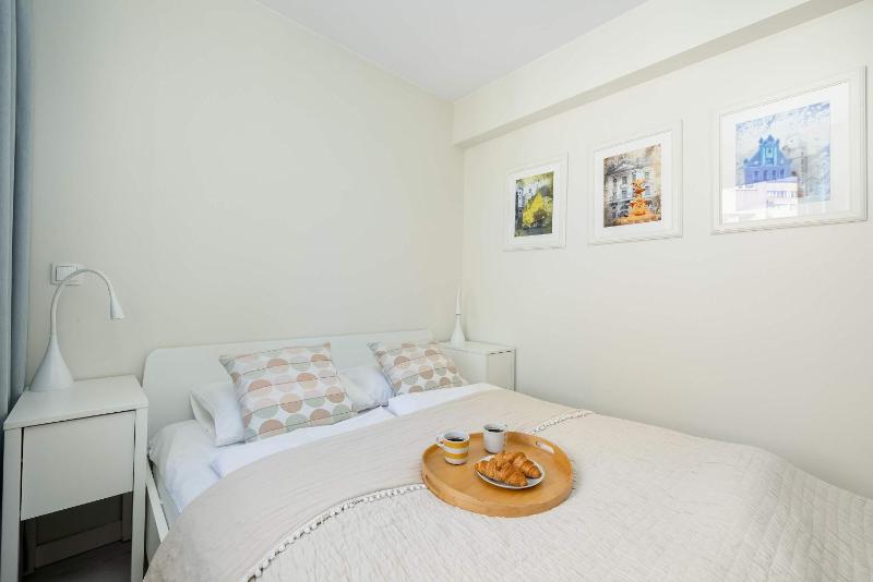 Funkcjonalne Apartamenty Blisko Zamku Książąt Pomorskich w Szczecinie by Noclegi Renters - image 50