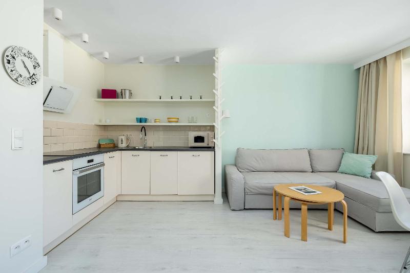 Funkcjonalne Apartamenty Blisko Zamku Książąt Pomorskich w Szczecinie by Noclegi Renters - image 44