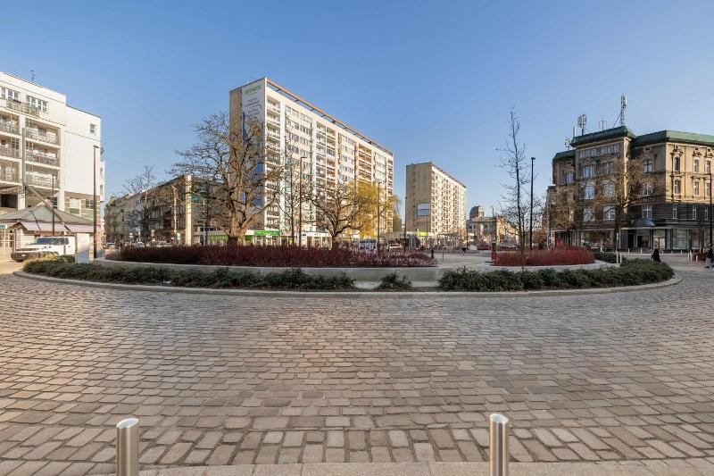 Funkcjonalne Apartamenty Blisko Zamku Książąt Pomorskich w Szczecinie by Noclegi Renters - image 12