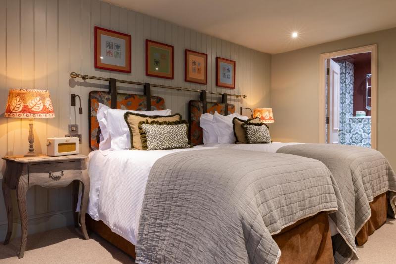 The Potters Heron - A Heartwood Inn - image 47