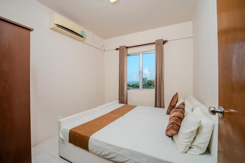 3 BR Apartment with City & Sea Views Galle - image 3