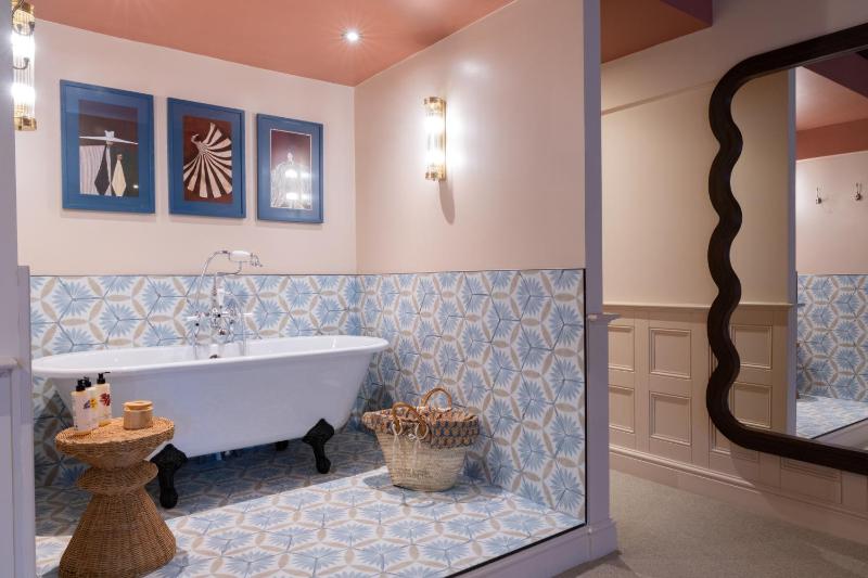 The Potters Heron - A Heartwood Inn - image 29