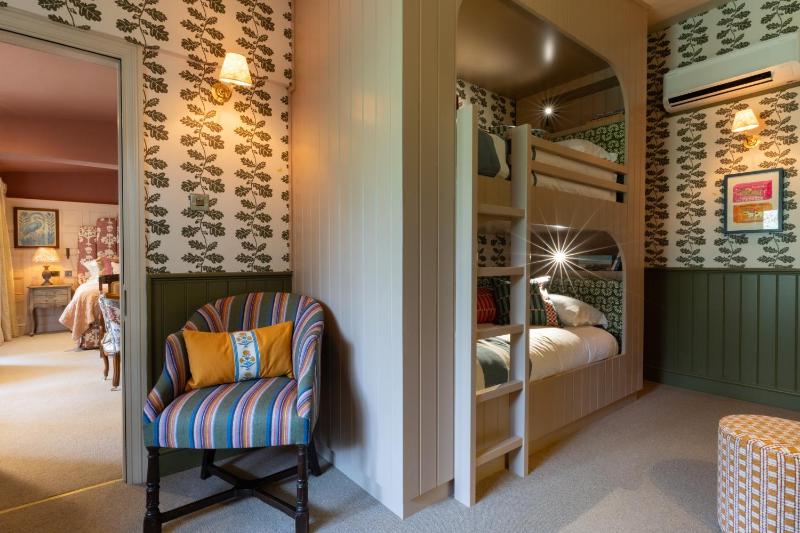 The Potters Heron - A Heartwood Inn - image 20