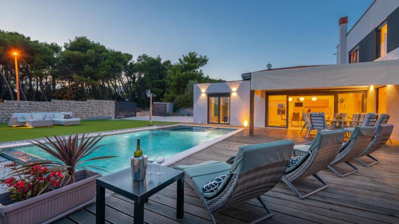 Villa Leana by Villas Guide - image 15