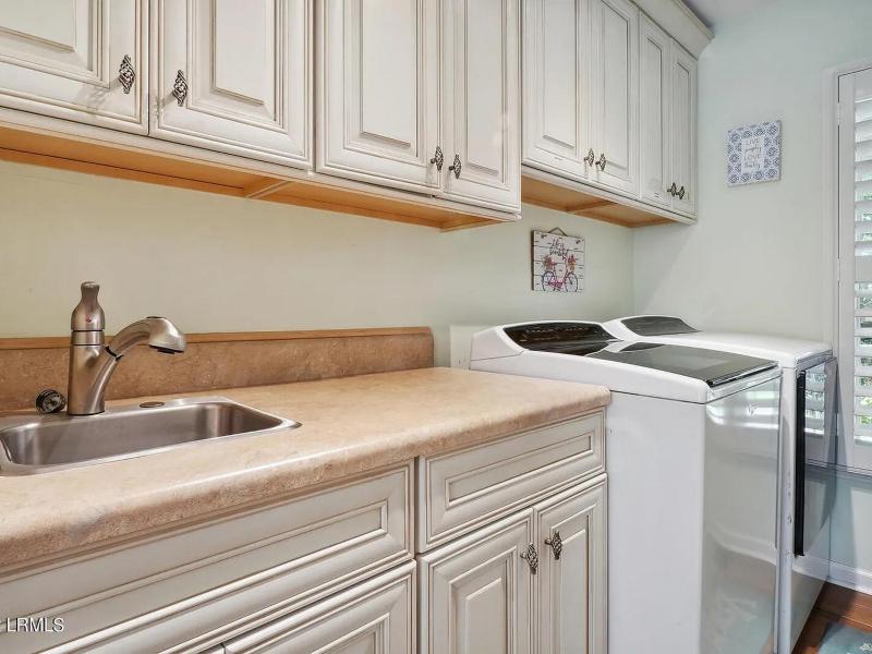 29 Off Shore Drive - image 16