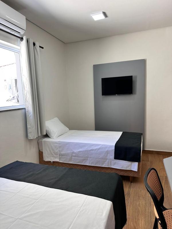 B Hotel 888 hotéis - Próximo a Rodoviária e Praça Sete - image 32