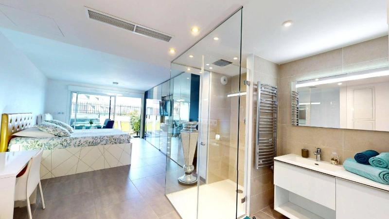 NAUTILIA 101 By AGN - Luxe avec Jacuzzi - 2 personnes 