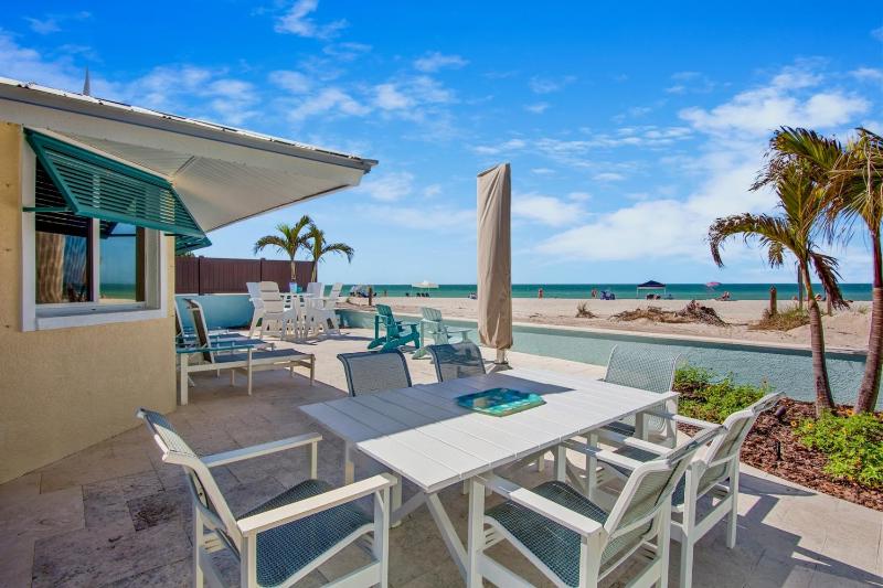 Cottage by the Sea - Gulf Front On the Beach! by Anna Maria Life Vacation Rentals - image 33