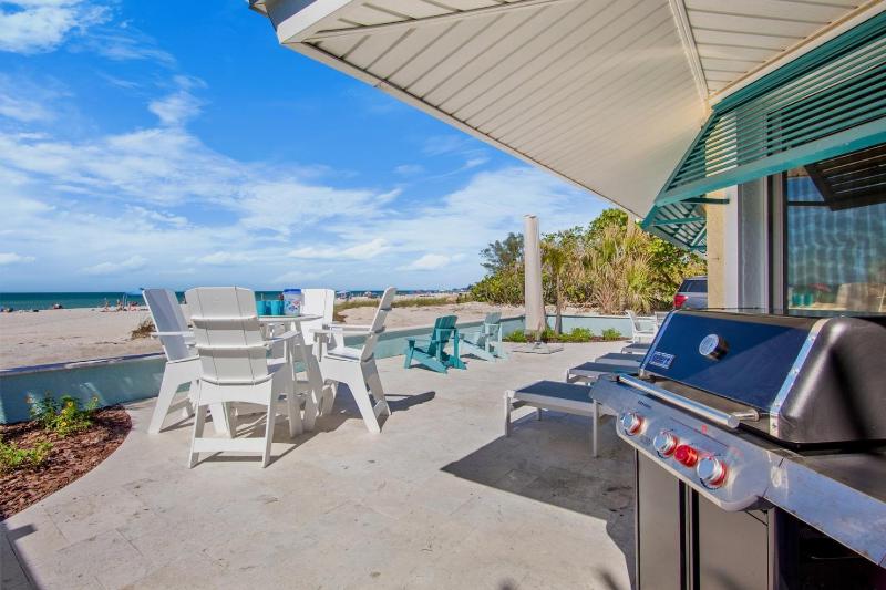 Cottage by the Sea - Gulf Front On the Beach! by Anna Maria Life Vacation Rentals - image 10