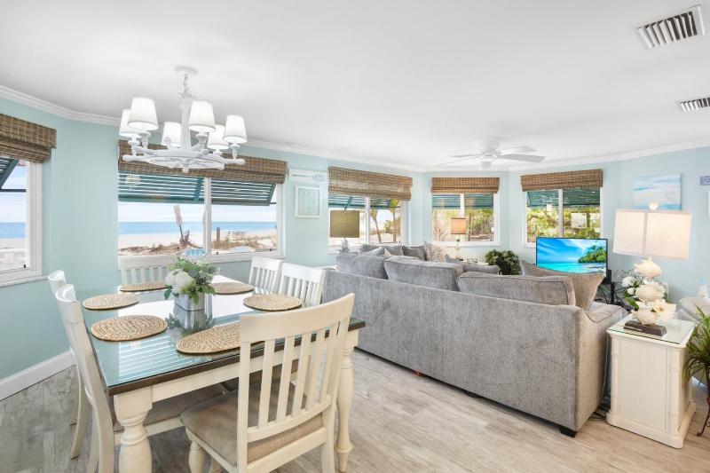 Cottage by the Sea - Gulf Front On the Beach! by Anna Maria Life Vacation Rentals - image 31