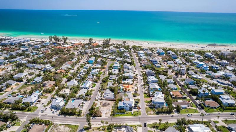 Day Dream by Anna Maria Life Vacation Rentals - image 1