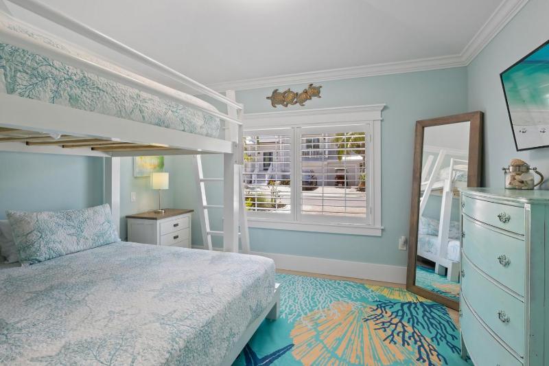 Day Dream by Anna Maria Life Vacation Rentals - image 24
