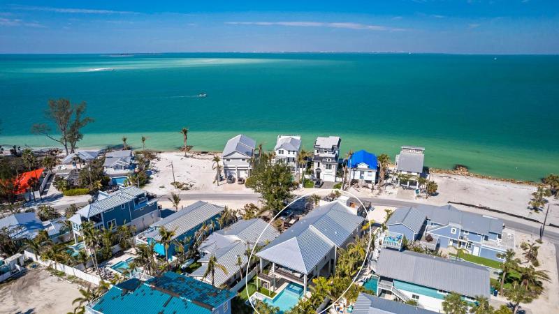 Dolce Vita - Amazing Rooftop Experience Views Pool Spa by Anna Maria Life Vacation Rentals - image 40