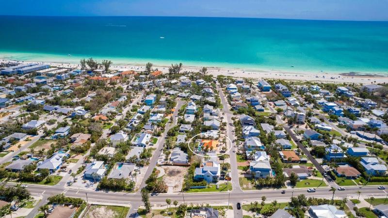 Fancy That by Anna Maria Life Vacation Rentals - image 19