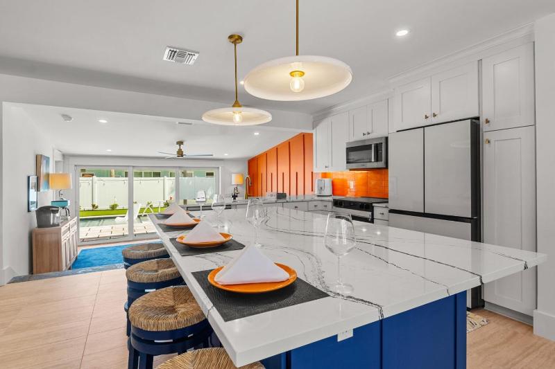 Fancy That by Anna Maria Life Vacation Rentals - image 2