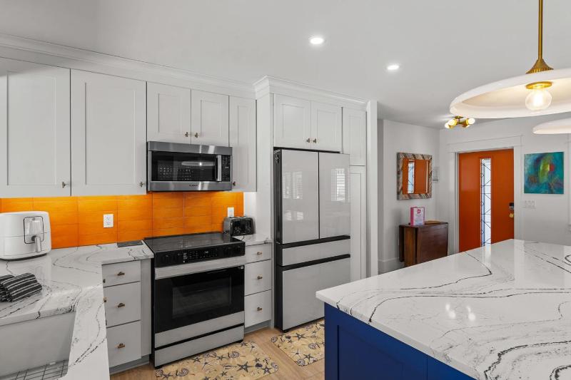 Fancy That by Anna Maria Life Vacation Rentals - image 6