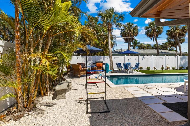Fancy That by Anna Maria Life Vacation Rentals - image 16