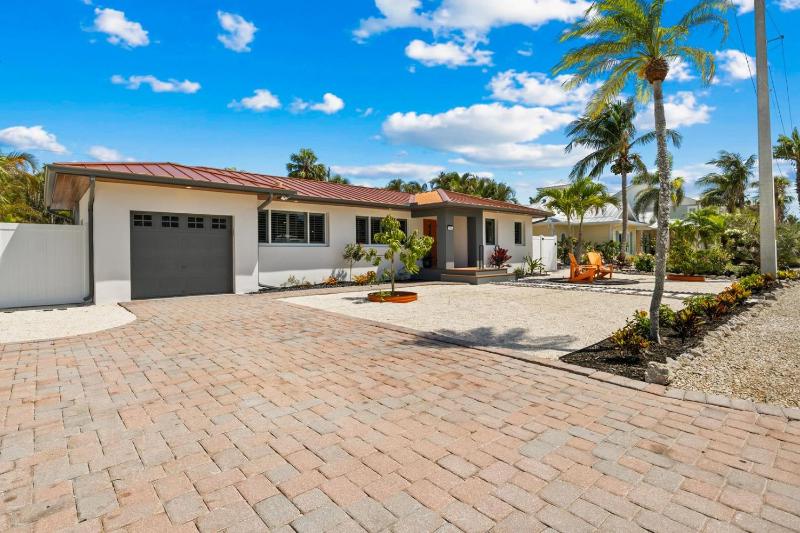 Fancy That by Anna Maria Life Vacation Rentals - image 46