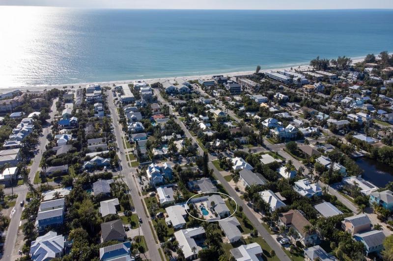 Hart of the Gulf - Dog Friendly by Anna Maria Life Vacation Rentals - image 14