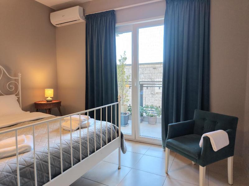 Luce Apartment - image 10