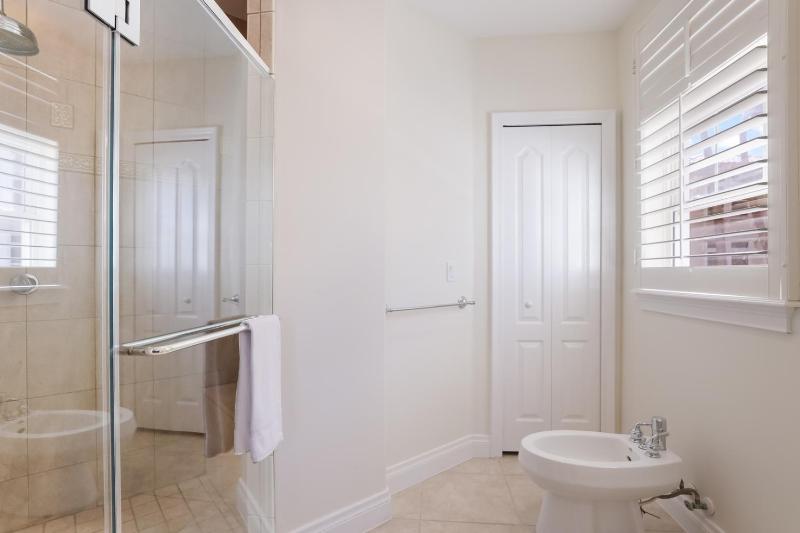 La Plage - Gulf Views! Heated Pool & Spa! Elevator by Anna Maria Life Vacation Rentals - image 24