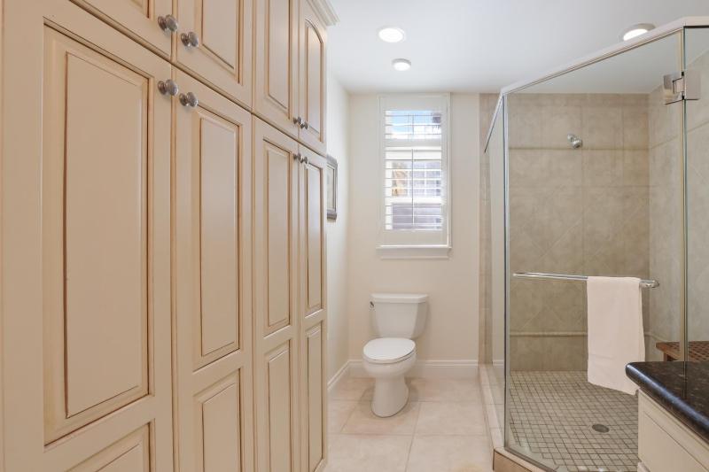 La Plage - Gulf Views! Heated Pool & Spa! Elevator by Anna Maria Life Vacation Rentals - image 19