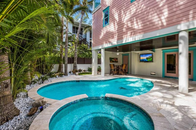 Lazy Loggerhead - Gulf Front! On the Beach! by Anna Maria Life Vacation Rentals - image 36