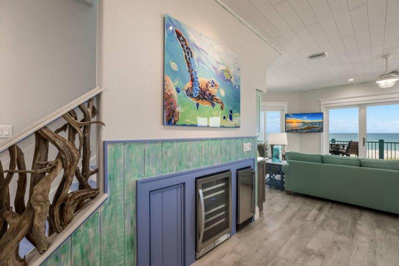 Lazy Loggerhead - Gulf Front! On the Beach! by Anna Maria Life Vacation Rentals - image 15