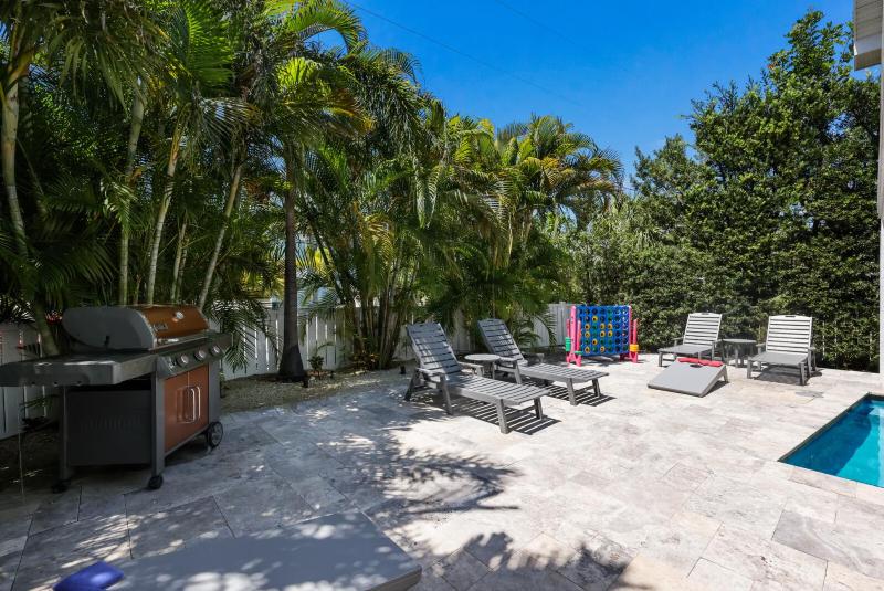 Meant to Be - 1 Block to Beach! North End! Pool & SpaLoaded Game Room by Anna Maria Life - image 35
