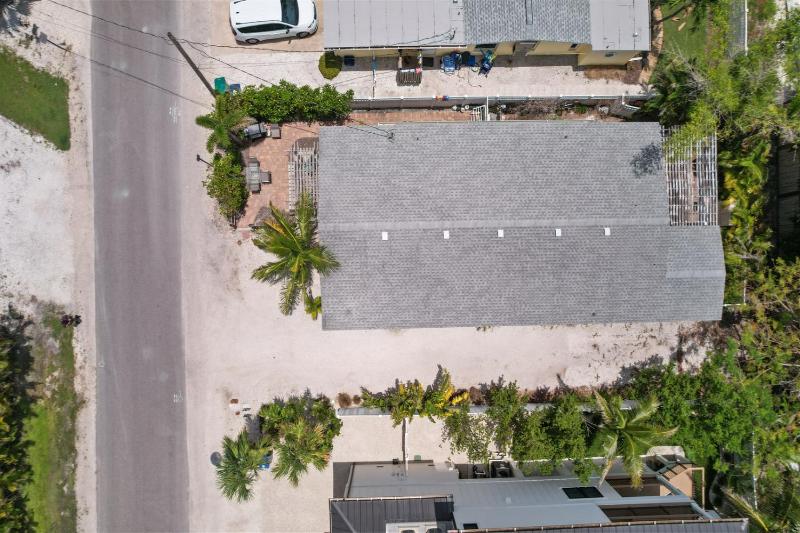 McBean Point - Dog Friendly! Walk to Bean Point! by Anna Maria Life Vacation Rentals - image 24